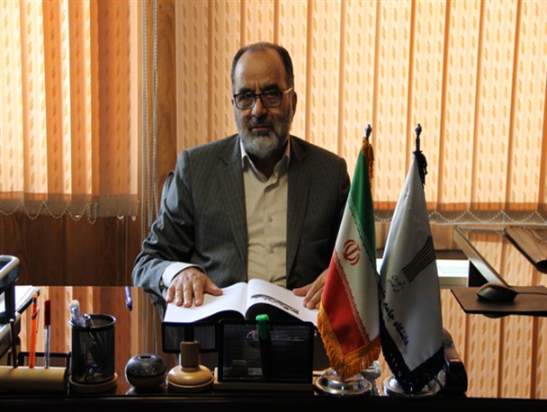 ایجاد مناطق دانشگاهی علمی کاربردی گامی درجهت تمرکززدایی / دولت باید در زمینه آموزش رشته های مهارتی سرمایه گذاری کند