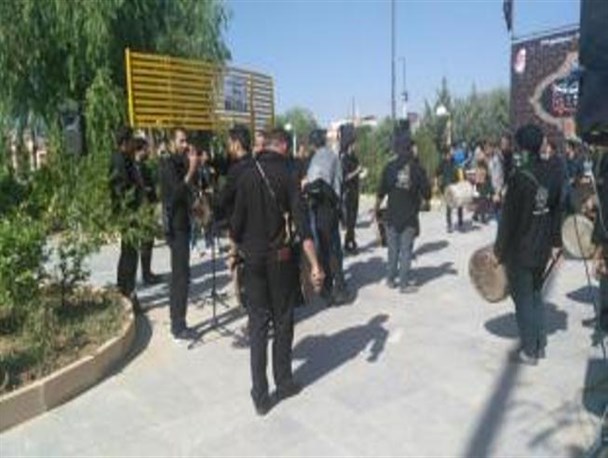اجتماع بزرگ دانشجویان عزادار در دانشگاه آزاد کرمانشاه برگزار شد