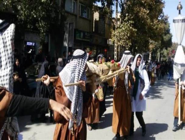 برگزاری مراسم تعزیه خوانی در روز سوم امام حسین(ع) در همدان