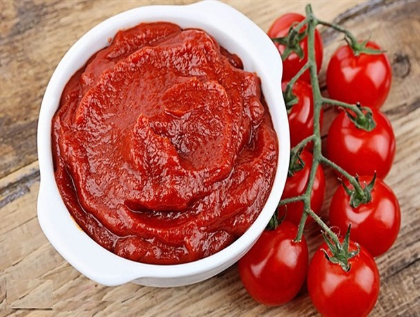 توزیع 50 هزار قوطی رب گوجه فرنگی در علی آباد کتول