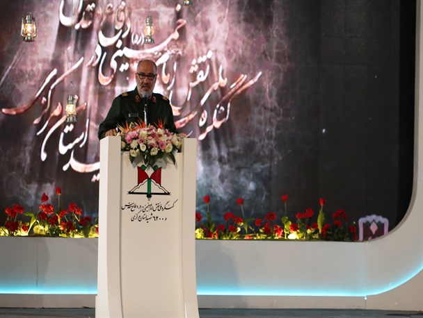 امام (ره) در رأس همه مفاخر استان مرکزی می درخشد/ ۸۰ هزار نفر در نمایشگاه ها و اجلاسیه های ذیل کنگره شهدای استان حضور یافتند