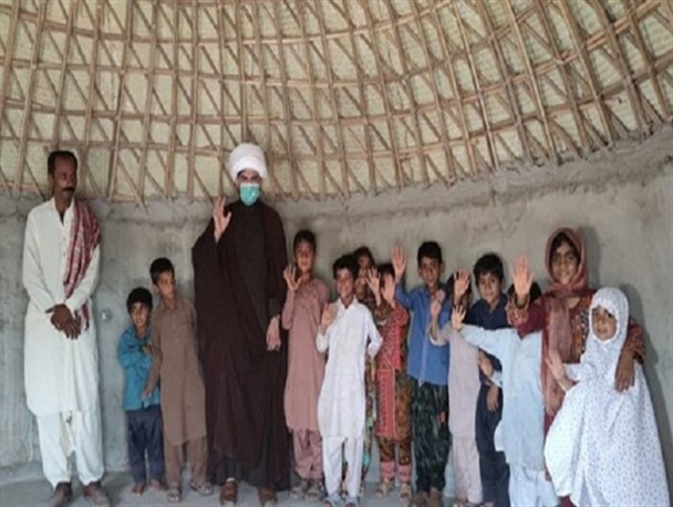 آبرسانی به شش روستا ریگک جازموریان/ ساخت ده مدرسه و مسجد بومی در منطقه