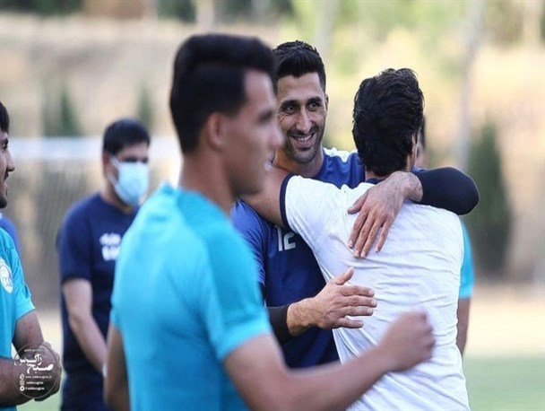 آخرین وضعیت سنگربان پرحاشیه گچسارانی/ احتمال بازگشت مظاهری به استقلال؟