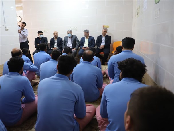 لزوم هوشیاری جوانان در مقابل بازی‌های رسانه‌ای دشمنان/ فضای نقد در جامعه تقویت شود