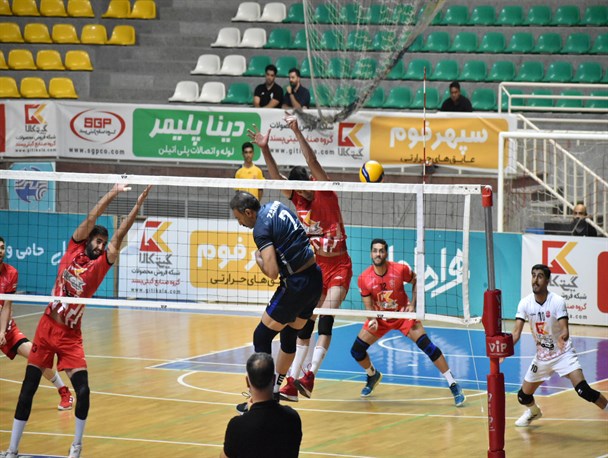 لیگ برتر والیبال| میزبانی صدرنشینِ بدون بازی از سایپا و تعویق یک بازی دیگر/ بازگشت مس به لیگ با یک شرط!