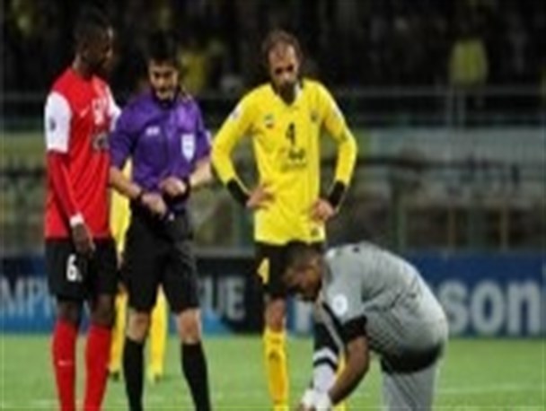محرم واقعا مصدوم است یا از سپاهانی ها دلخوری دارد؟