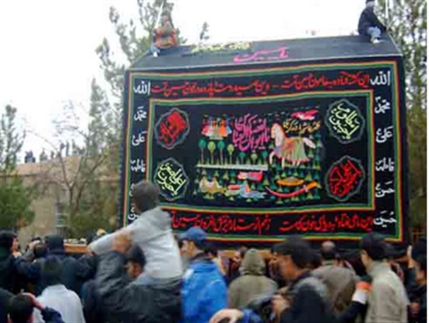 آیین نخل گردانی در خراسان شمالی در روز عاشورا برگزار می شود