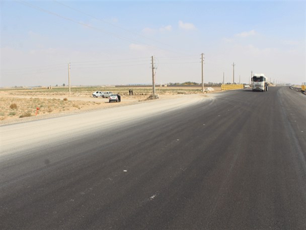 رشد اقتصادی جوادآباد در انتظار چند متر آسفالت است/ بدترین استفاده از اتوبان قم- گرمسار به نفع منطقه + تصاویر