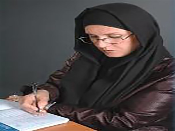 معصومه کاظمی پور، نویسنده ی دو کتاب " در حصار زمان " و " حکایت های مدیریتی "