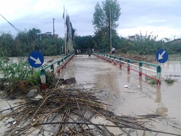 احتمال آب‌گرفتگی و وقوع سیل در روستای برج‌خیل سیمرغ /تصاویر