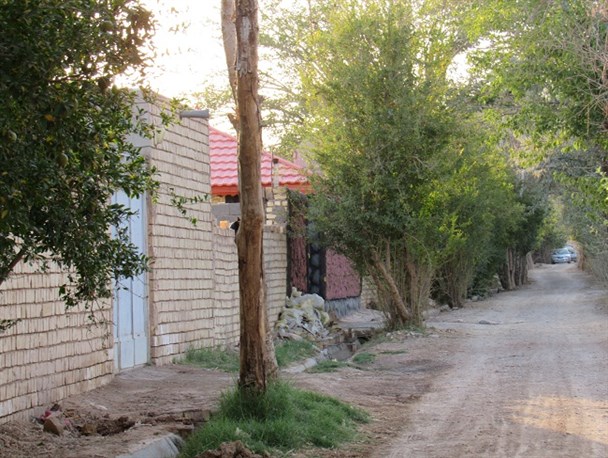 تغییر کاربری زمین های کشاورزی شهرستان برخوار به باغ های تفریحی مرفهین/تصاویر