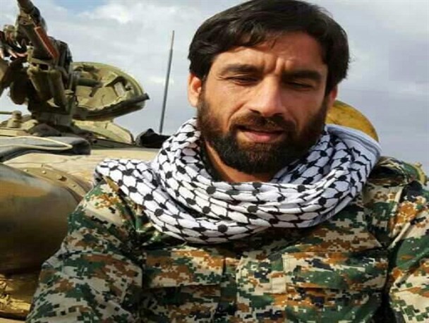 امام خامنه ای که از جانم ایشان رابیشتر دوست دارم را تنها نگذارید