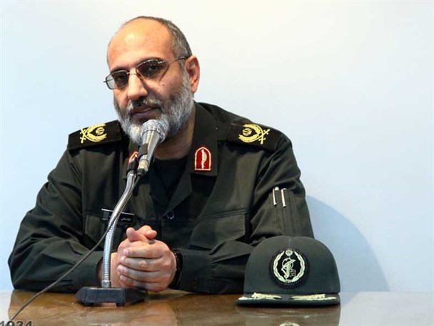 افراد غیرتمند و متعهد در برابر منکرات جامعه ساکت نباشند