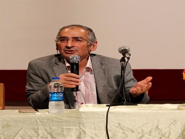 آمریکا ستیزی اساساً در ذات مبارزات امام خمینی بود/ نسل بعد از انقلاب با فرهنگ مرگ بر آمریکا بزرگ شد