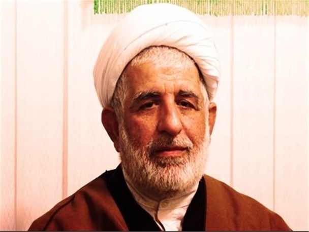 رویکرد دشمنان تغییر ذهنیت انقلاب اسلامی از طریق ابزار رسانه‌ای است/دشمنان با نفوذ به دنبال جدا کردن انقلابیون از صف نظام هستند