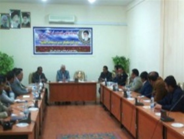 آحاد جامعه در راستای ازدواج آسان گام بردارند