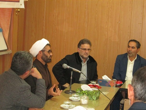 تعامل با آمریکا تعامل با شیطان است/آمریکا خالق تروریست دولتی در جهان است