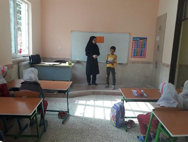 اولین نشست کتابخوان در مدرسه روستایی شهرستان رامیان+ تصاویر
