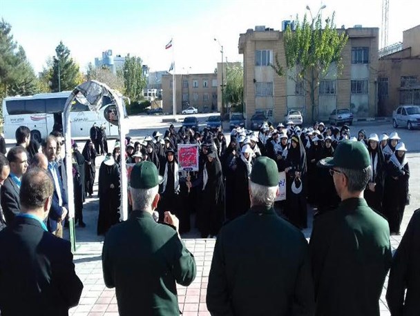 اعزام ۲۰۰ دانش آموز همدانی به مناطق عملیاتی غرب کشور