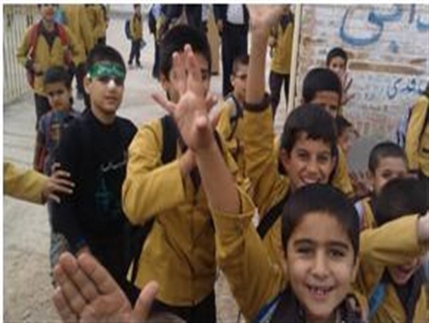 دستانی که به چهار هزار دانش آموز اندیکایی شادی بخشید