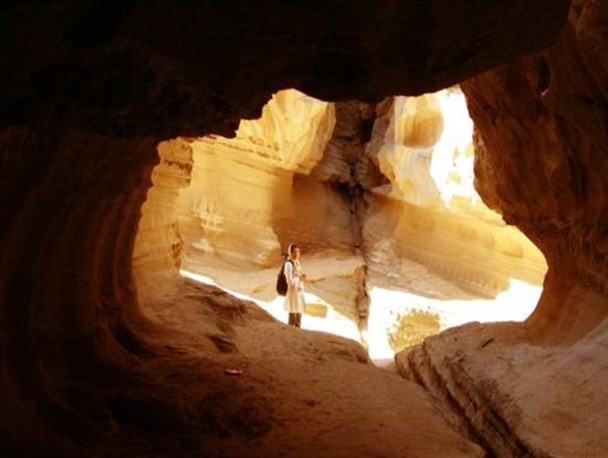 عبور گردشگران چراغ روستای چاهو شرقی قشم را روشن کرده است