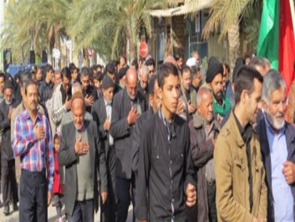 پیاده روی نمادین روز اربعین در خوروبیابانک