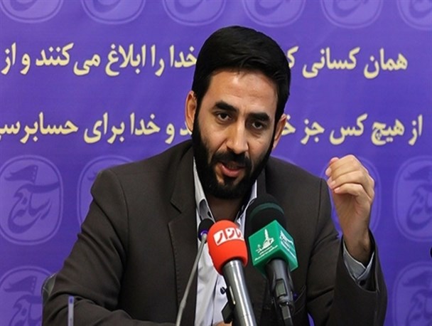 یزدی‌ها با خاکسپاری شهدای گمنام در امیرچخماق اتفاق بی‌نظیری رقم زدند/ برجام کلاه گشادی که بر سرمان رفت