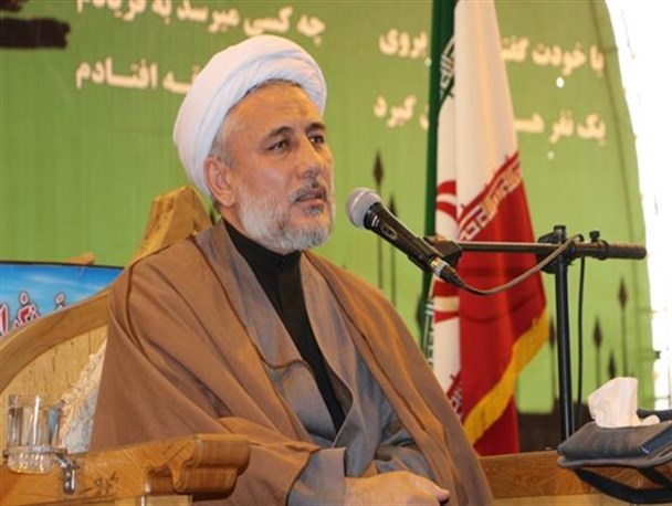 باید با سونامی بی حیایی و بی حجابی مقابله کرد/ روحیه مدیریت جهادی در کشور حاکم شود