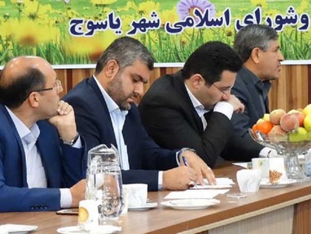 زمزمه اخراج بیش از ۳۰ نیرو در شهرداری یاسوج / نائب رئیس شورای شهریاسوج : دو برابر ظرفیت در شهرداری یاسوج نیرو جذب شده است