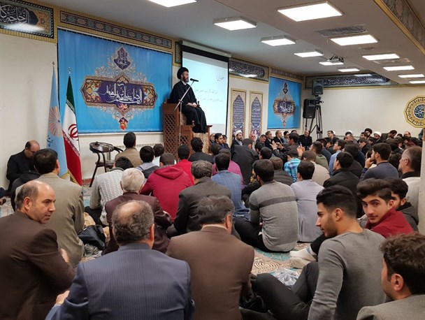 تربیت الهی، نقش محوری در سعادت انسان دارد