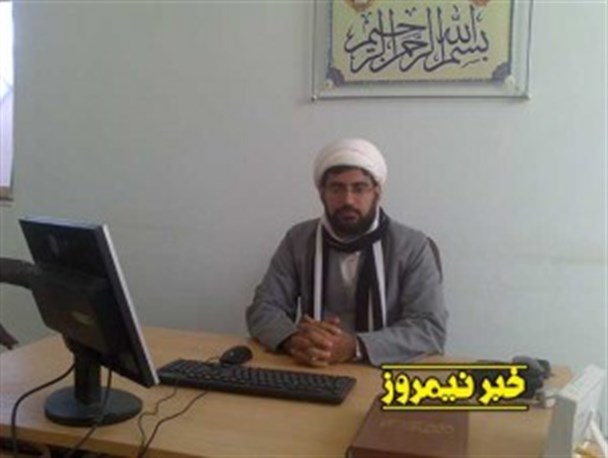 شکستن حرمت مقدسات، خط قرمز مردم است