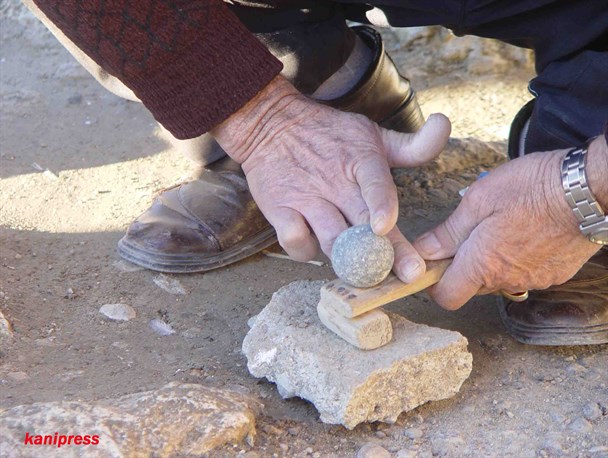 تصاویری از مسابقات تیله بازی در بوکان