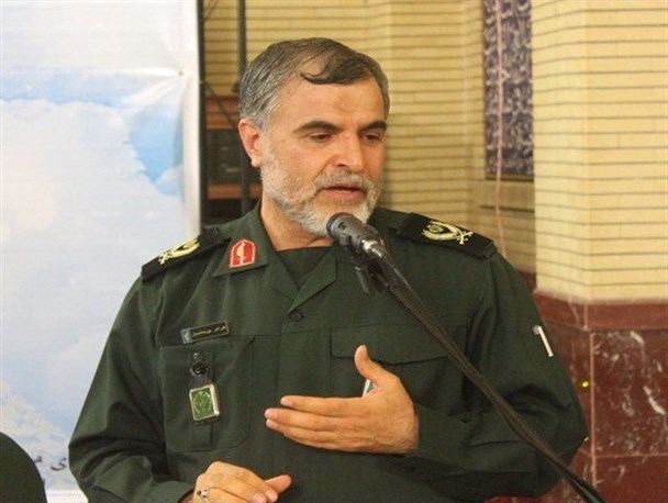 اگر کسی بازیچه دست افراد دیگری شود لیاقت رئیس جمهور شدن را ندارد/ ملت ما سران فتنه را نخواهند بخشید