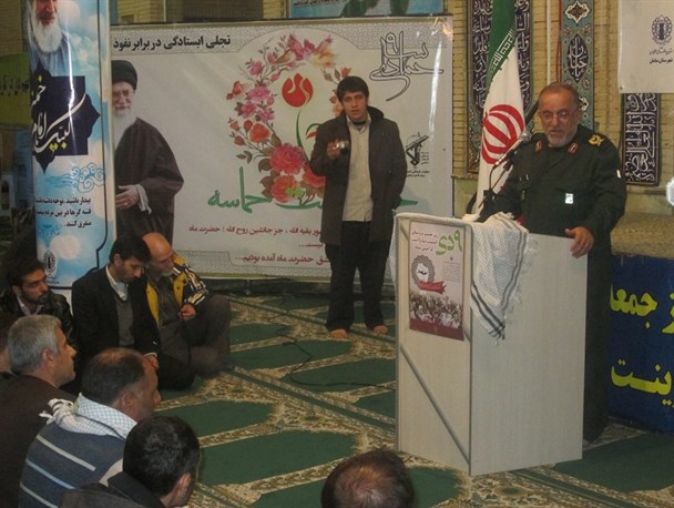 انقلاب با مقاومت مردم و مدیریت رهبری عمق پیدا کرده است
