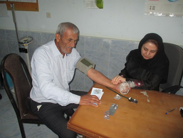 ارائه خدمات رایگان در بیمارستان صحرایی