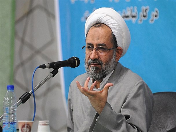 حمله داعش به فرانسه برای برهم زدن روابط اقتصادی این کشور با ایران و به دستور آمریکا بود