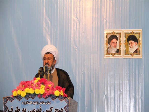 مهم‌ترین برنامه استکبار در این چند قرن اخیر اختلاف‌افکنی بین مسلمین بود
