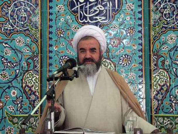 ملتی که بیش از ۲۰۰ هزار شهید تقدیم اسلام کرده است ، زیر بار هیچ ظلمی نخواهد رفت