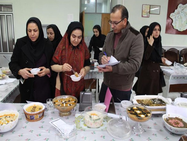 جشنواره آش و سوپ در مینودشت برگزار شد+تصاویر