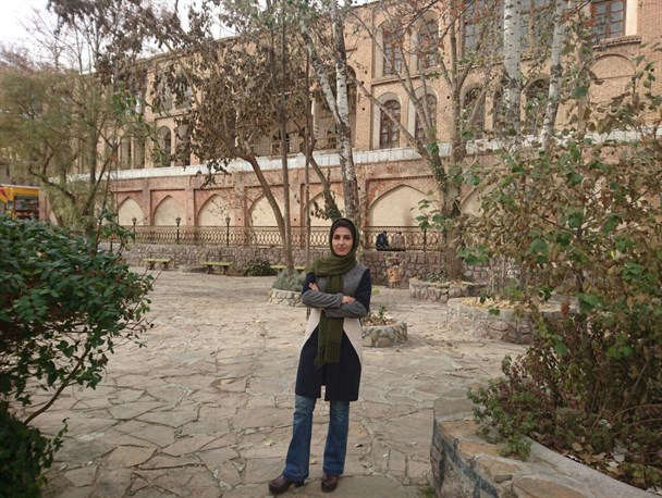 من در کنار گذراندن واحدهای درسی دانشگاه به انجام کارهای تحقیقاتی و پروژه های علمی می پرداختم