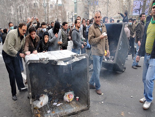 معترض به حقوق اقتصادی یا خرابکار و آشوب گر؟!