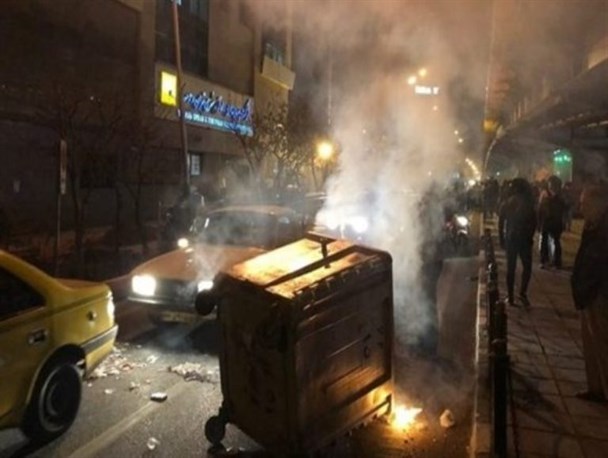 هنجارشکنی با بهانه اعتراض معیشتی/ تحریک‌کنندگان مردم به اغتشاش در ارومیه دستگیر شدند