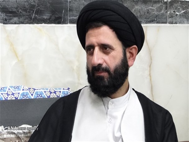 نگاه اصلی در اجتماعات مذهبی باید توجه به مبانی اصلی دین باشد