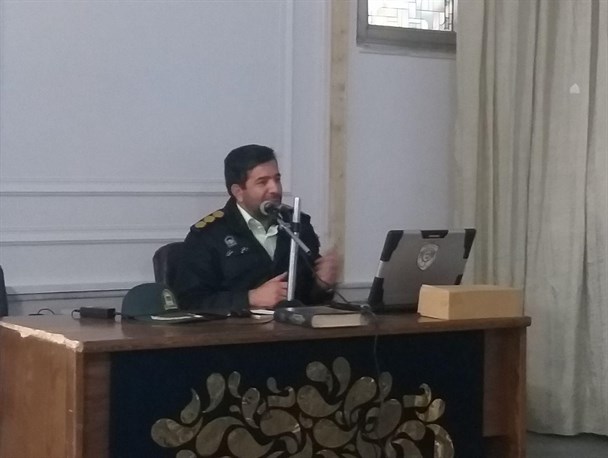 فضای مجازی جولانگاه اقدامات نمایشی