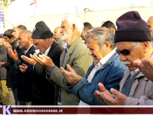 کازرونی ها برای بارش باران نماز استغاثه اقامه کردند