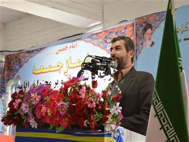 مسئولین سیاست، مراقب تجاوز دشمن باشند