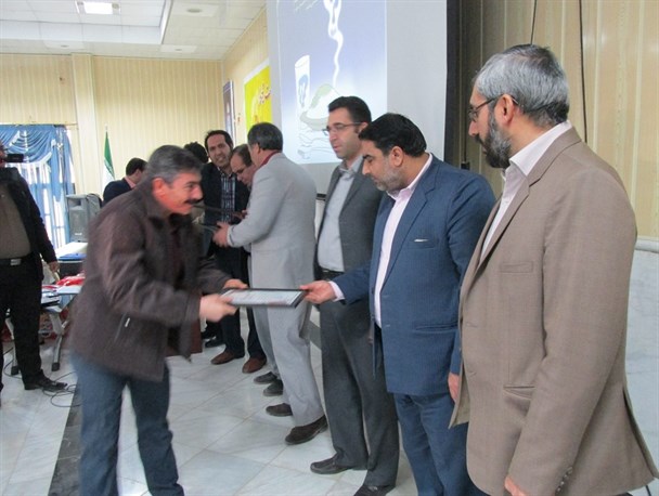تقدیر از اصناف نمونه بهداشتی خمین + عکس
