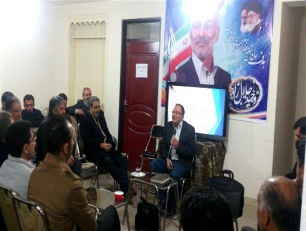 استاندار آذربایجان غربی حکم مشاورش را به دلیل سخنرانی در دفتر وحید جلال زاده لغو کرد