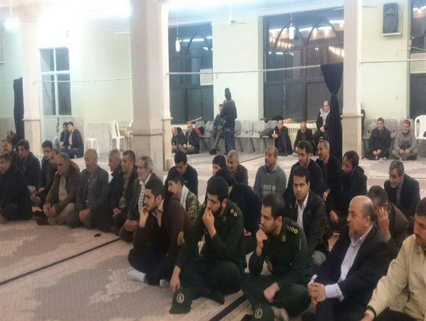 مراسم گرامیداشت شهدای آتش نشان حادثه پلاسکو در خشکبیجار برگزار شد