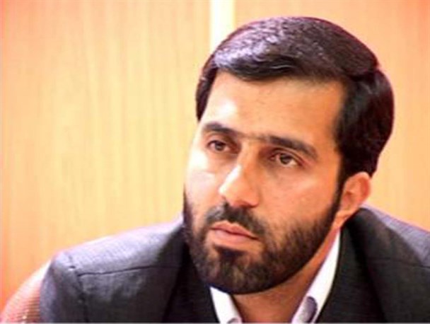 افرادی در پشت پرده، حقوق کارگران را نقض می کنند/18 ماه حقوق معوقه کارگران سامان کاشی درد آور و غیر قابل تحمل است